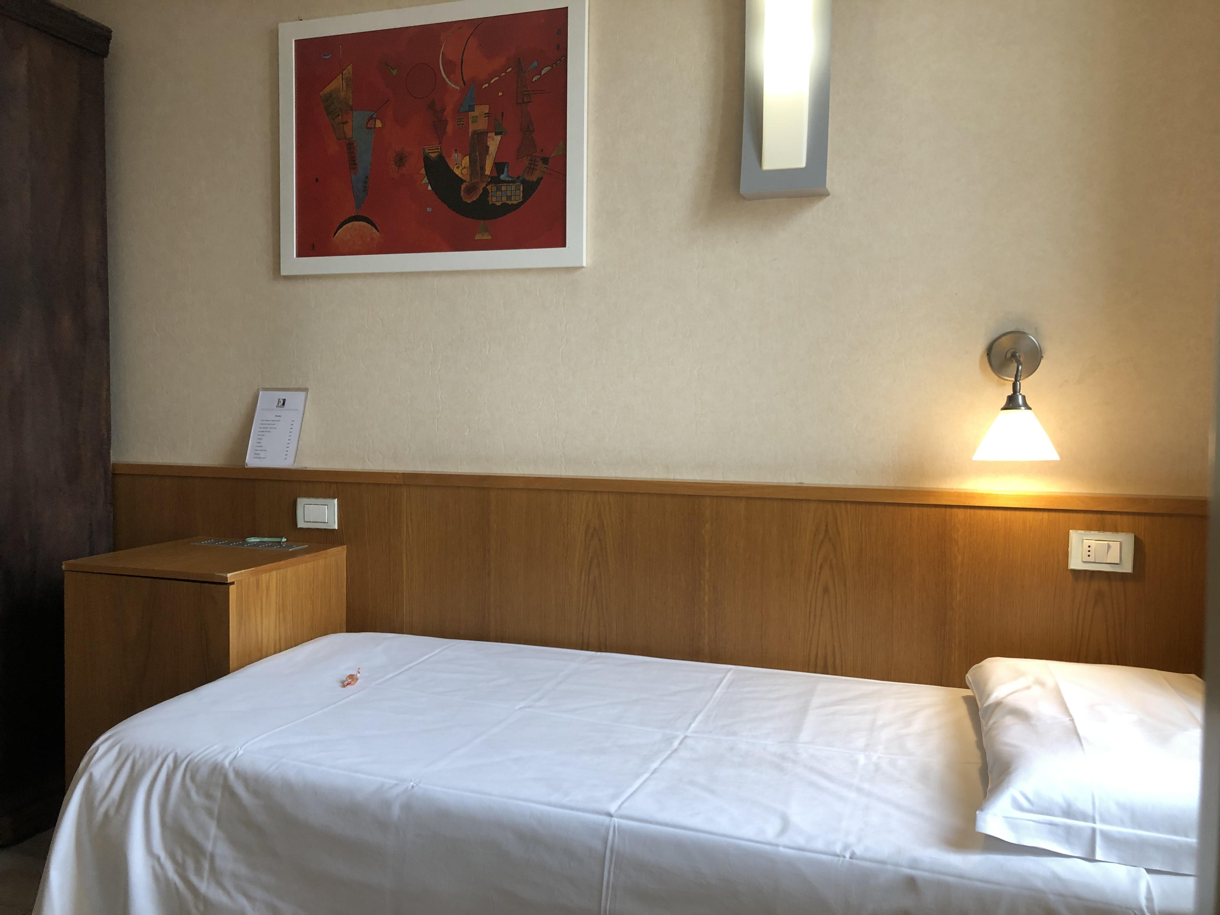 Eurohotel Milan Bagian luar foto