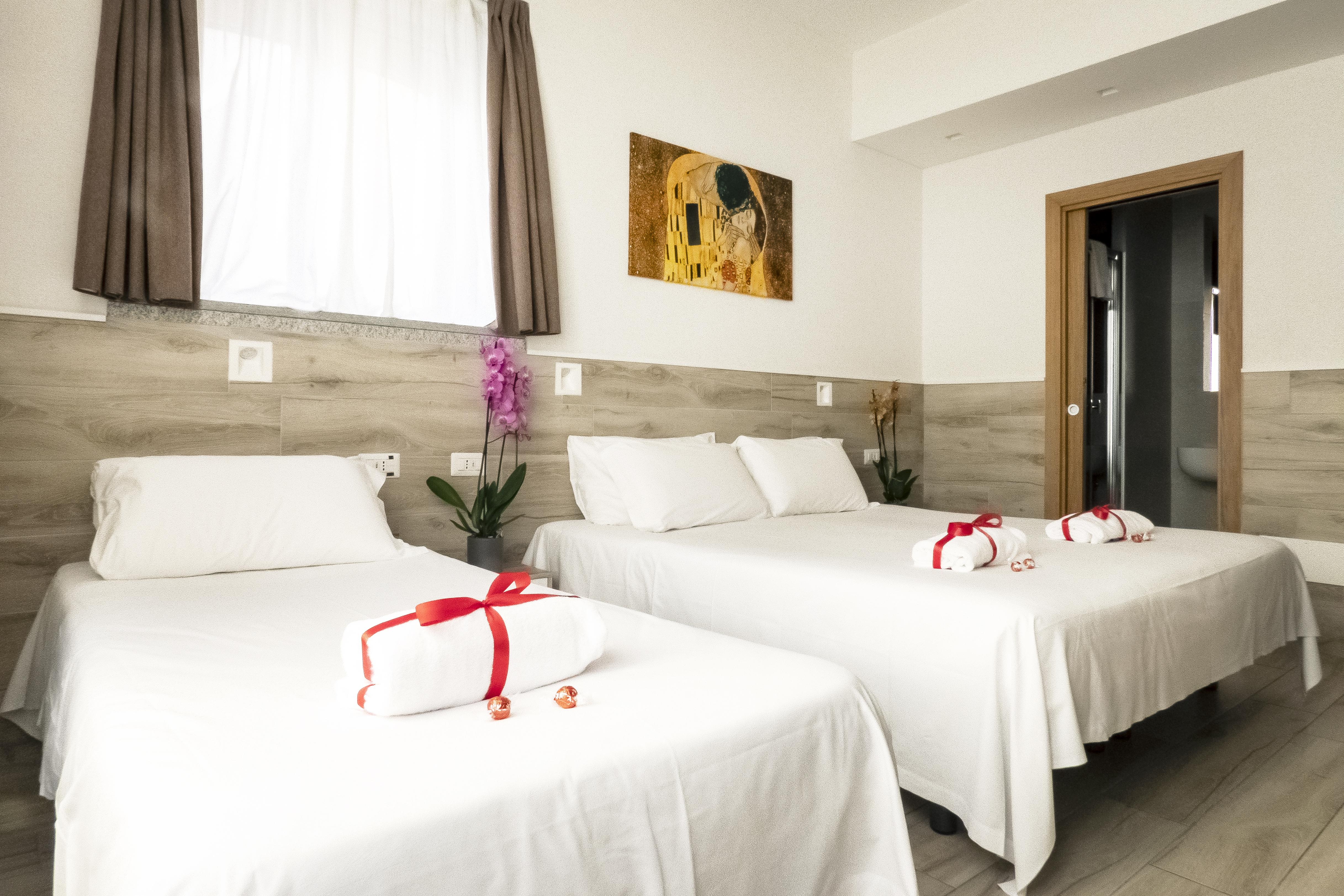 Eurohotel Milan Bagian luar foto