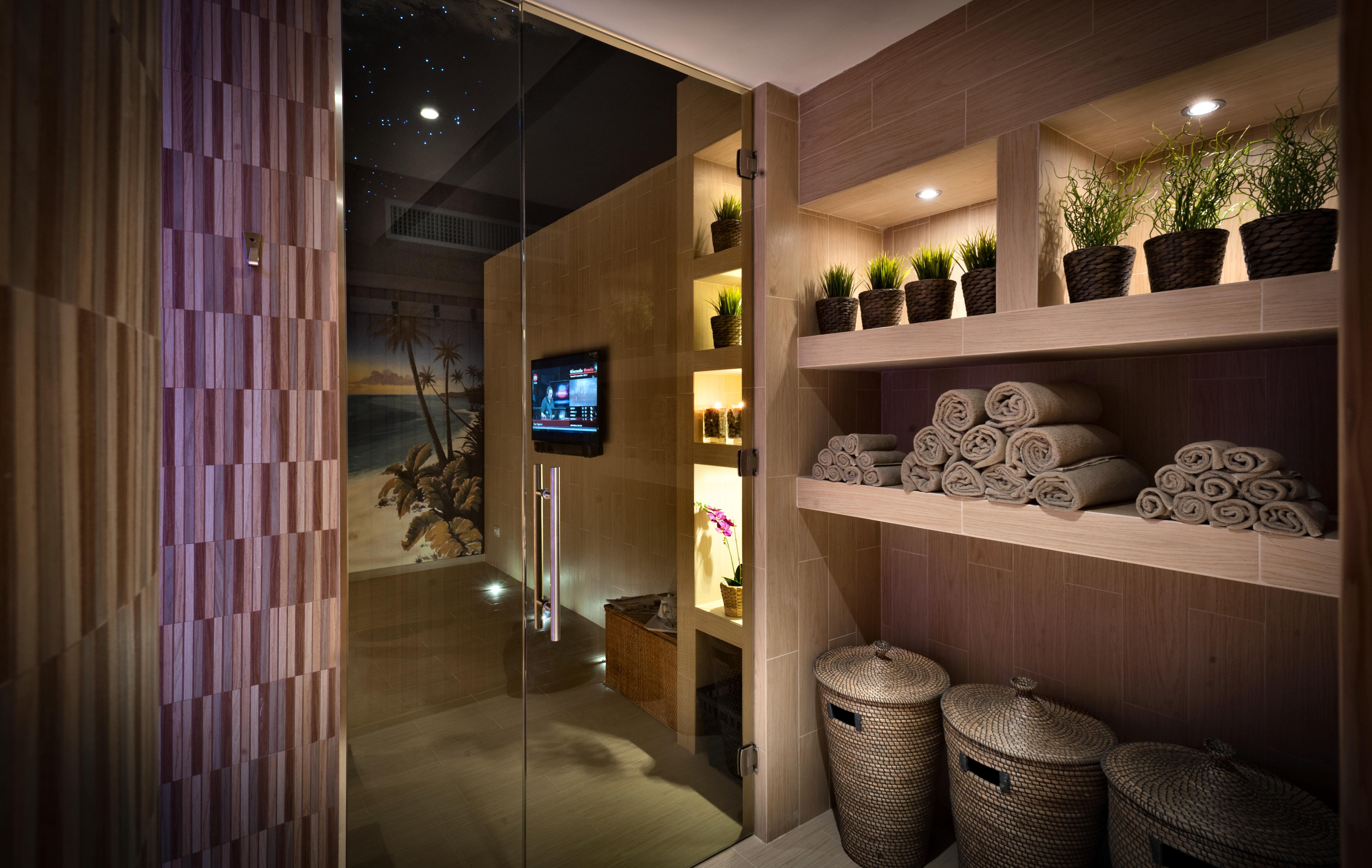 Eurohotel Milan Bagian luar foto
