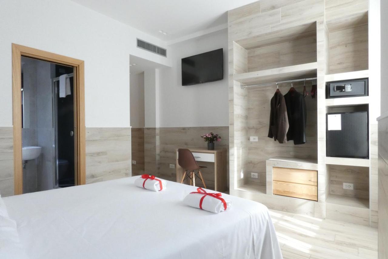 Eurohotel Milan Bagian luar foto